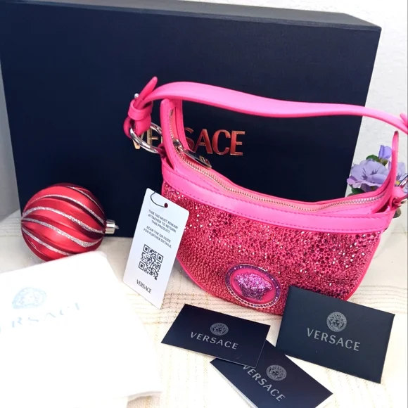 GIVEAWAY ✨️ 🎁 💖 NWT VERSACE PINK CRYSTALS BAG ✨️ - Picture 6 of 15
